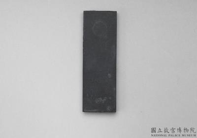 图片[2]-Inkstick inscribed with “Tianfu longxiang”, Qing dynasty (1644-1911)-China Archive